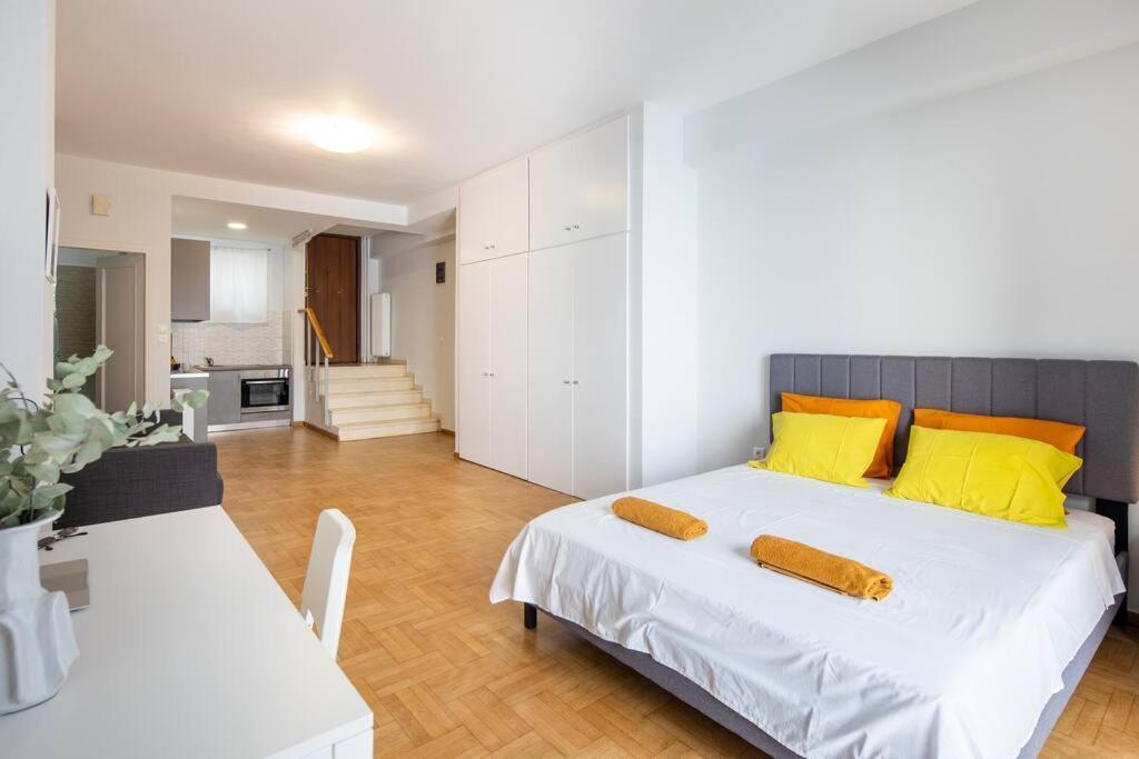 Newly Renovated, Quiet & Central Apartment In Kolonaki Афины Экстерьер фото
