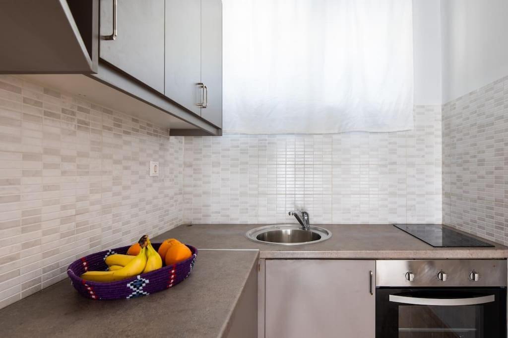 Newly Renovated, Quiet & Central Apartment In Kolonaki Афины Экстерьер фото