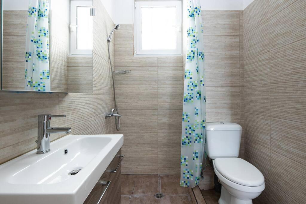 Newly Renovated, Quiet & Central Apartment In Kolonaki Афины Экстерьер фото